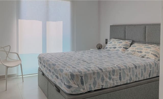 3 chambre Appartement à vendre à El Raso, Guardamar del Segura avec piscine garage - 295 000 € (Ref: 9464681)