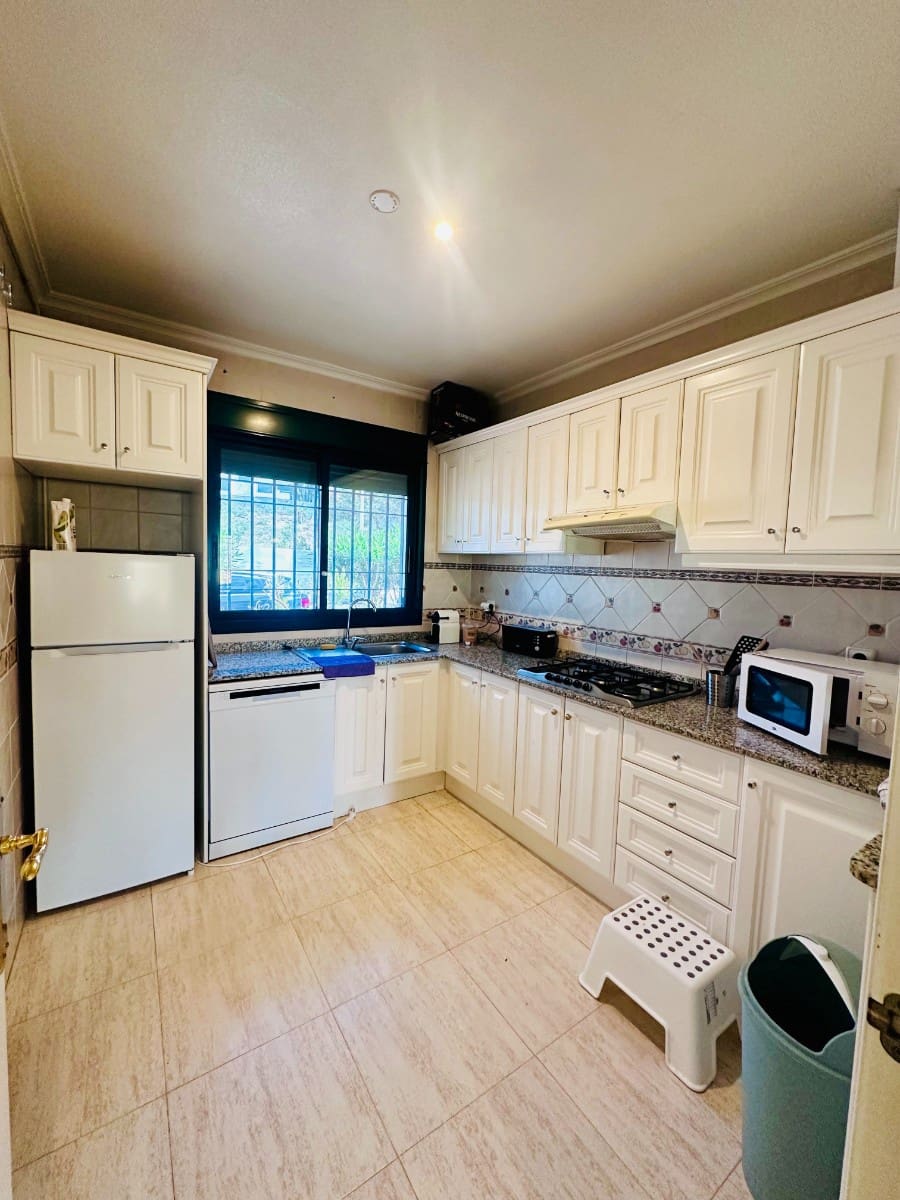 2 slaapkamer Appartement te koop in Campoamor met zwembad - € 199.000 (Ref: 9464683)