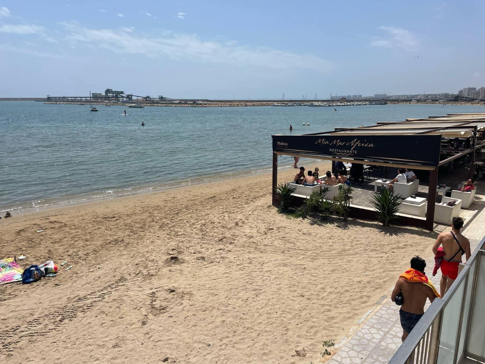 Apartamento Playa de 3 habitaciones en Torrevieja en venta con piscina - 290.000 € (Ref: 9464685)