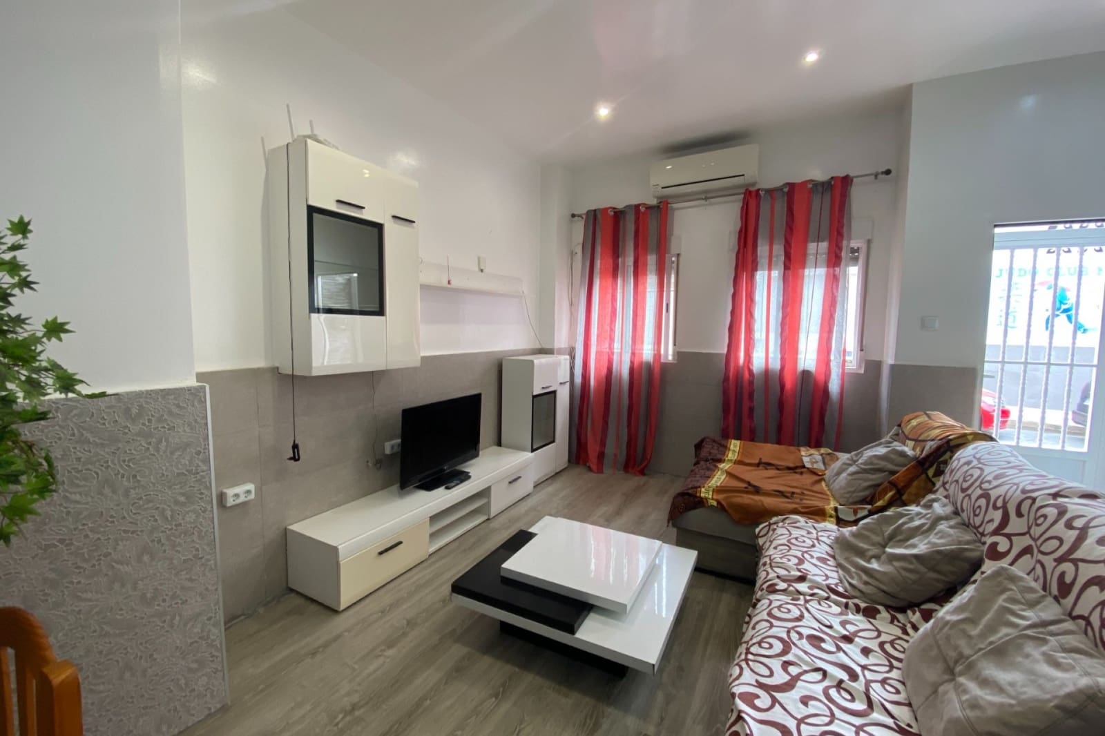 3 camera da letto Appartamento in vendita in Torrevieja con piscina - 145.000 € (Rif: 9464688)