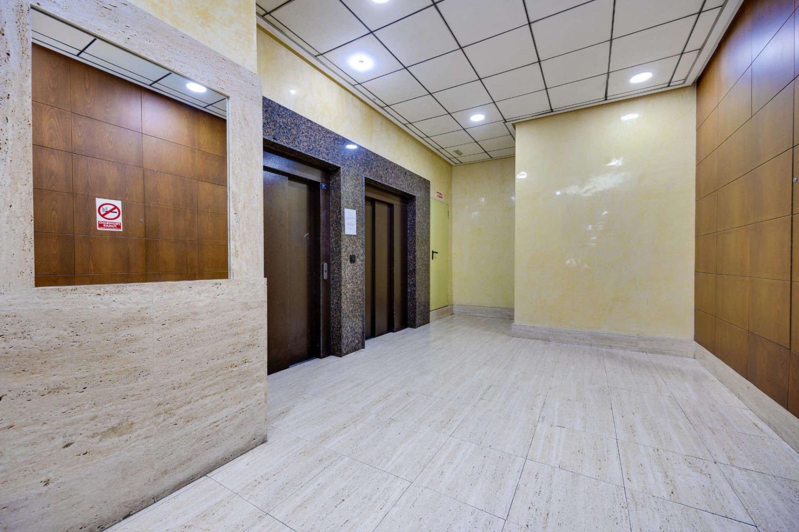 2 slaapkamer Appartement te koop in Torrevieja met zwembad - € 159.900 (Ref: 9464692)