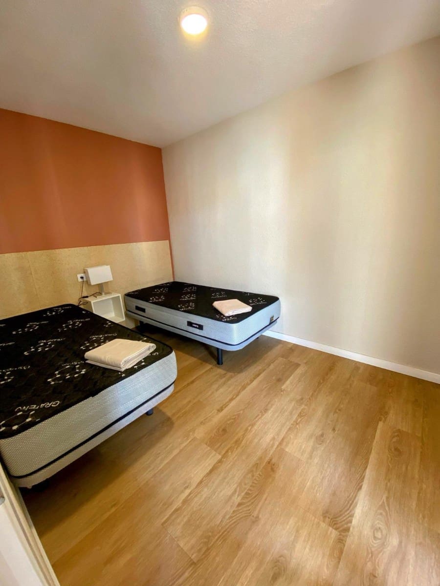 1 bedroom Apartment for sale in Benidorm with pool garage - € 199,000 (Ref: 9464696)