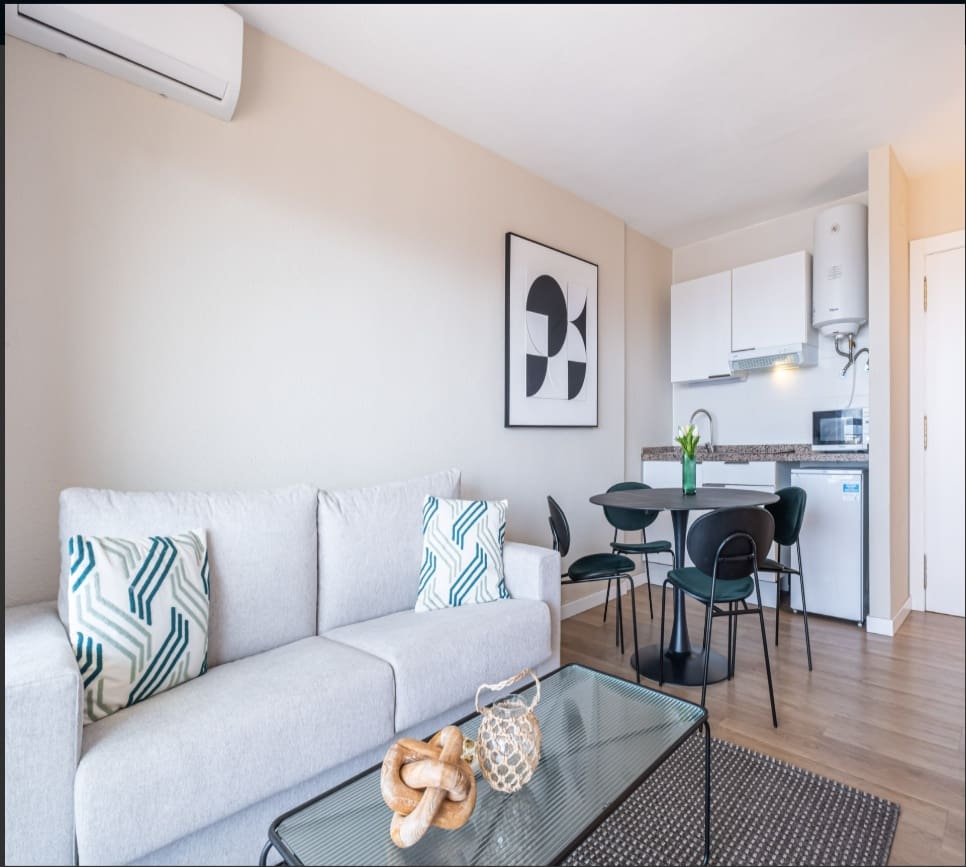 1 bedroom Apartment for sale in Benidorm with pool garage - € 199,000 (Ref: 9464696)