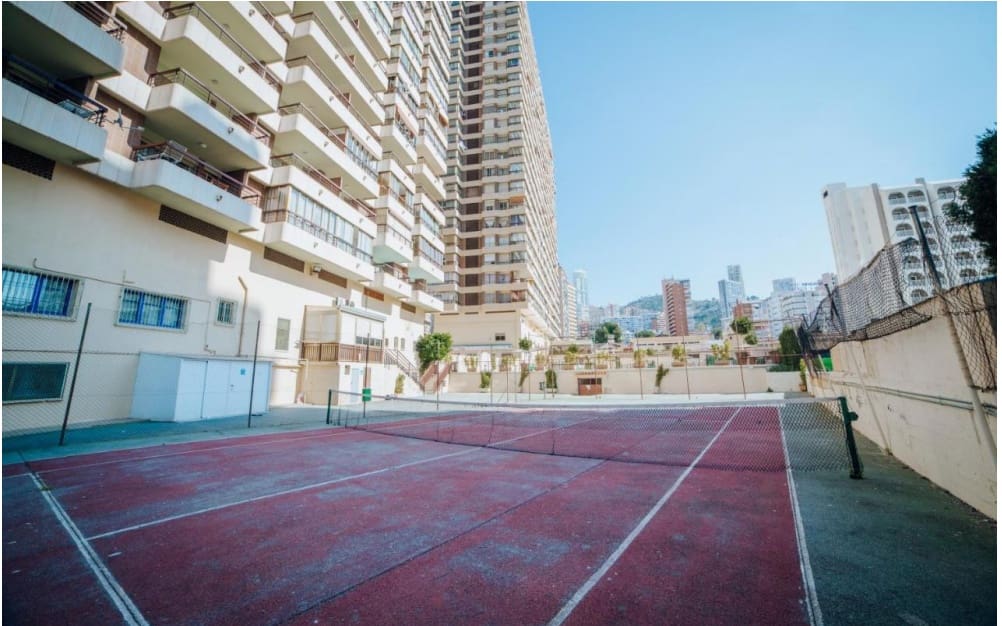 1 bedroom Apartment for sale in Benidorm with pool garage - € 199,000 (Ref: 9464696)