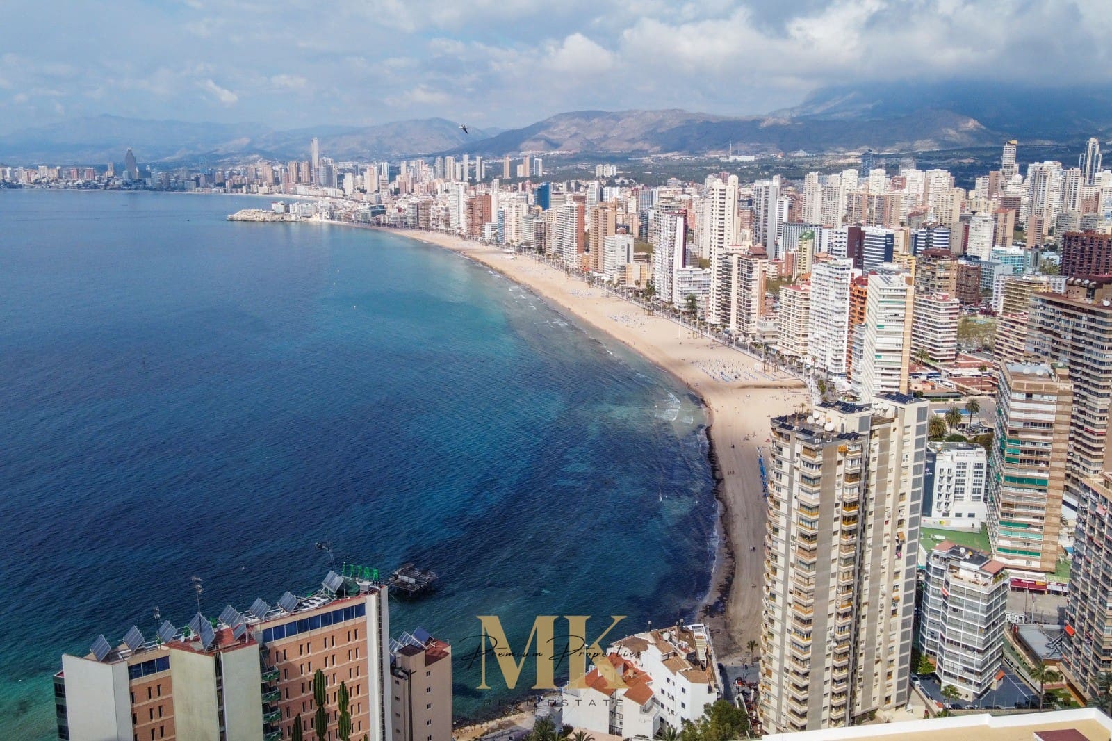 1 bedroom Apartment for sale in Benidorm with pool - € 218,000 (Ref: 9464700)