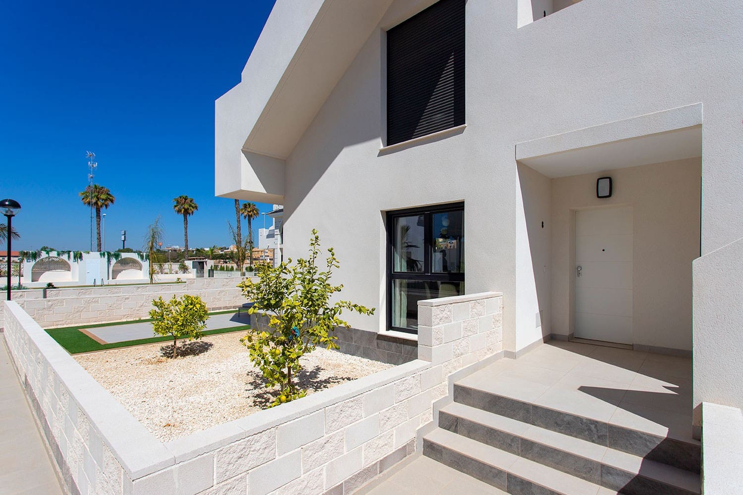 2 bedroom Apartment for sale in Ciudad Quesada with pool - € 379,000 (Ref: 9464703)