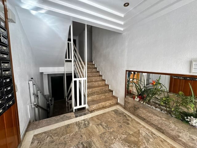 2 soverom Leilighet til salgs i Punta Prima, Torrevieja med svømmebasseng - € 175 000 (Ref: 9464706)