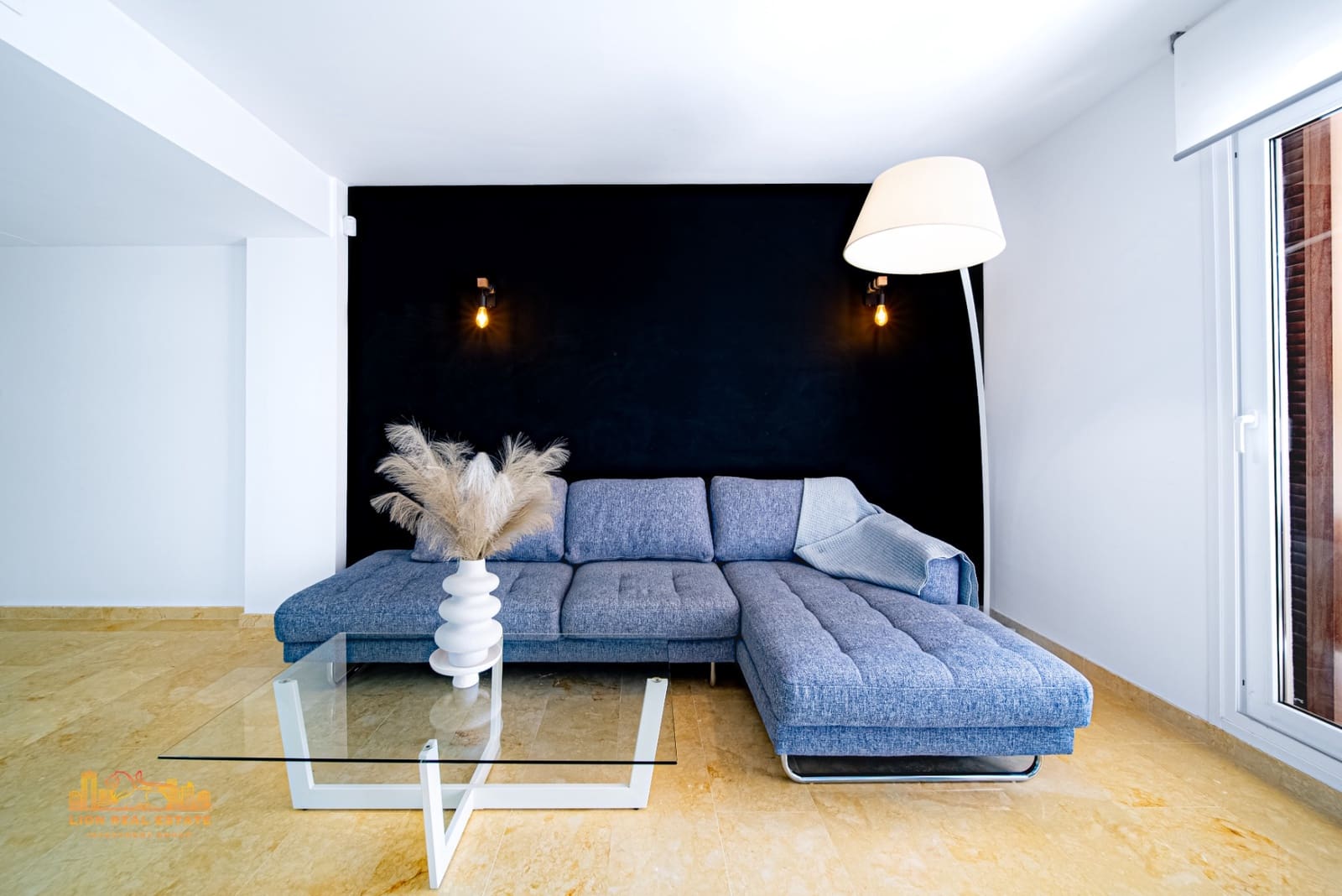 3 makuuhuone Huoneisto myytävänä paikassa Punta Prima mukana uima-altaan 
autotalli - 390 000 € (Ref: 9464714)