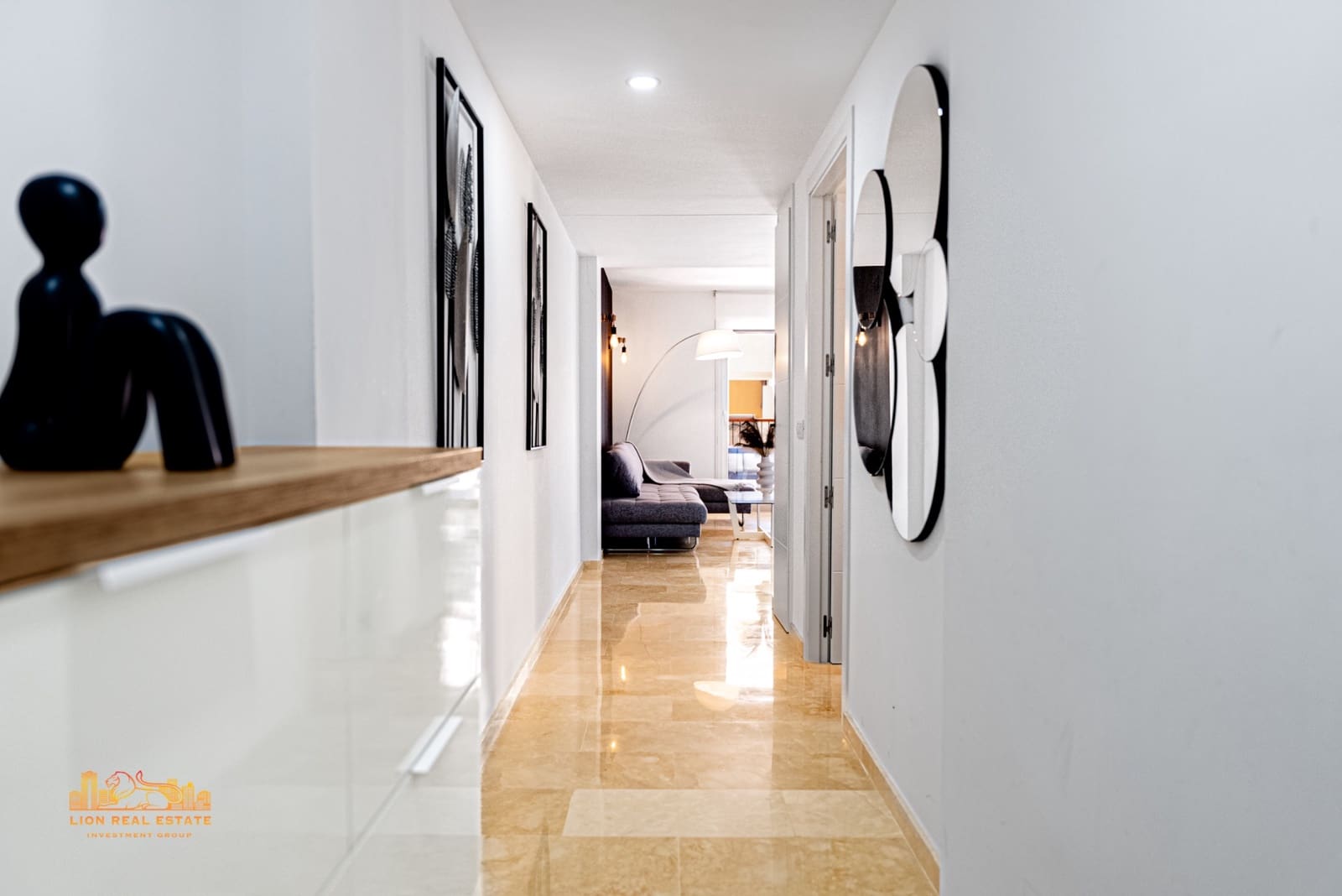 3 makuuhuone Huoneisto myytävänä paikassa Punta Prima mukana uima-altaan 
autotalli - 390 000 € (Ref: 9464714)