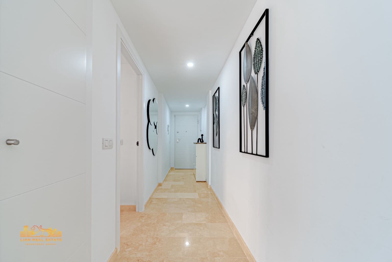 3 makuuhuone Huoneisto myytävänä paikassa Punta Prima mukana uima-altaan 
autotalli - 390 000 € (Ref: 9464714)