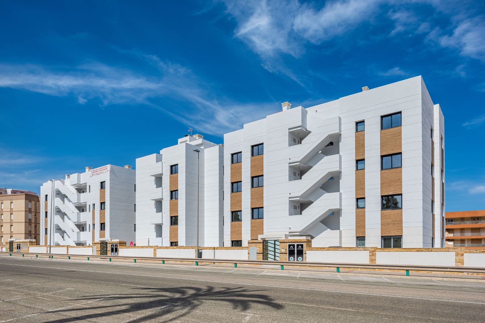 3 soverom Penthouse til salgs i Guardamar del Segura med svømmebasseng garasje - € 741 000 (Ref: 9464715)