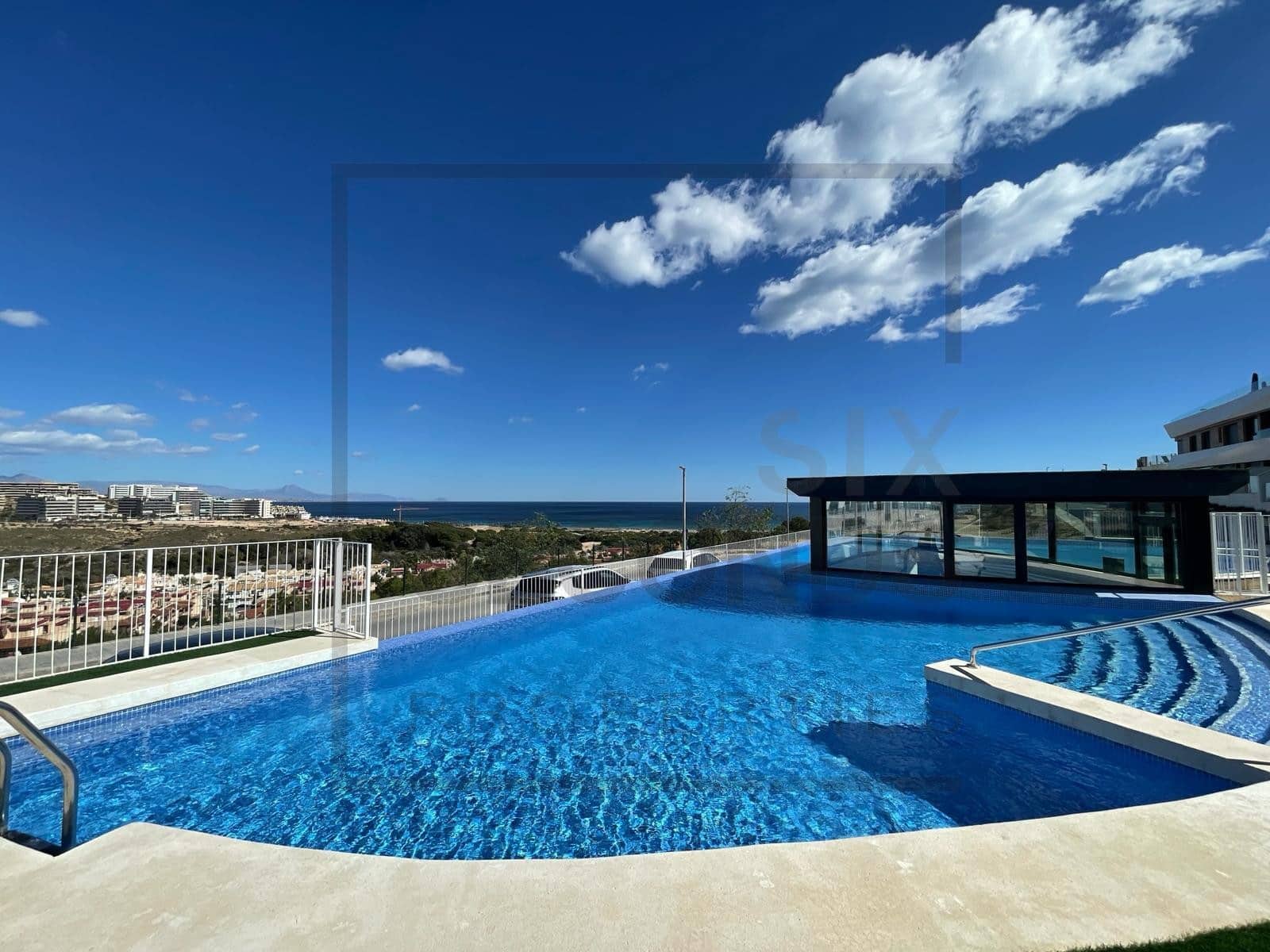 2 Zimmer Apartment zu verkaufen in Gran Alacant mit Pool Garage - 379.900 € (Ref: 9464716)