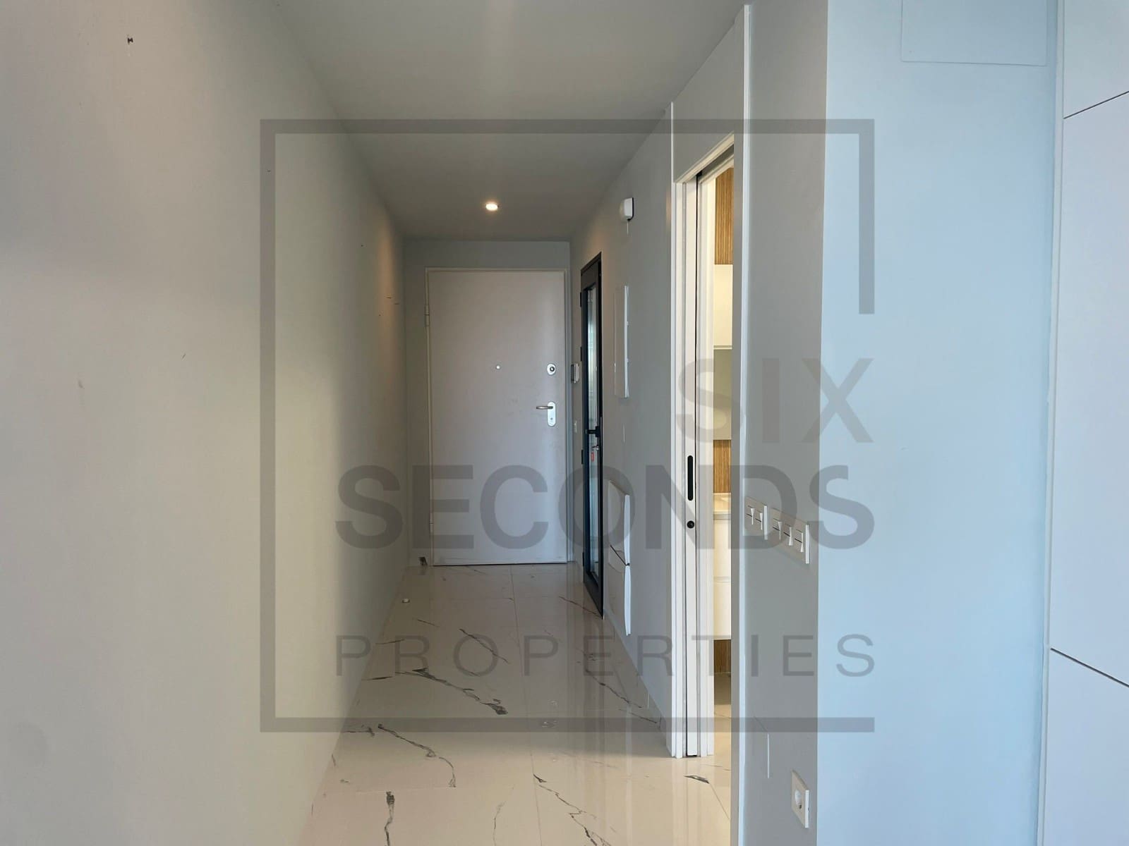 2 Zimmer Apartment zu verkaufen in Gran Alacant mit Pool Garage - 379.900 € (Ref: 9464716)