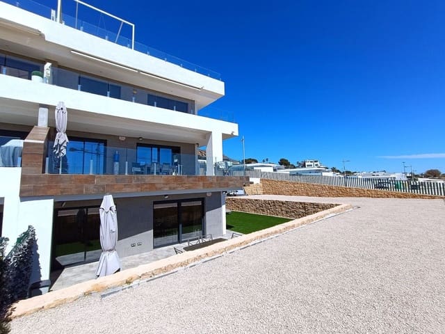 4 makuuhuone Omakotitalo myytävänä paikassa Balcón de Finestrat - Terra Marina, Finestrat mukana uima-altaan 
autotalli - 750 000 € (Ref: 9464719)