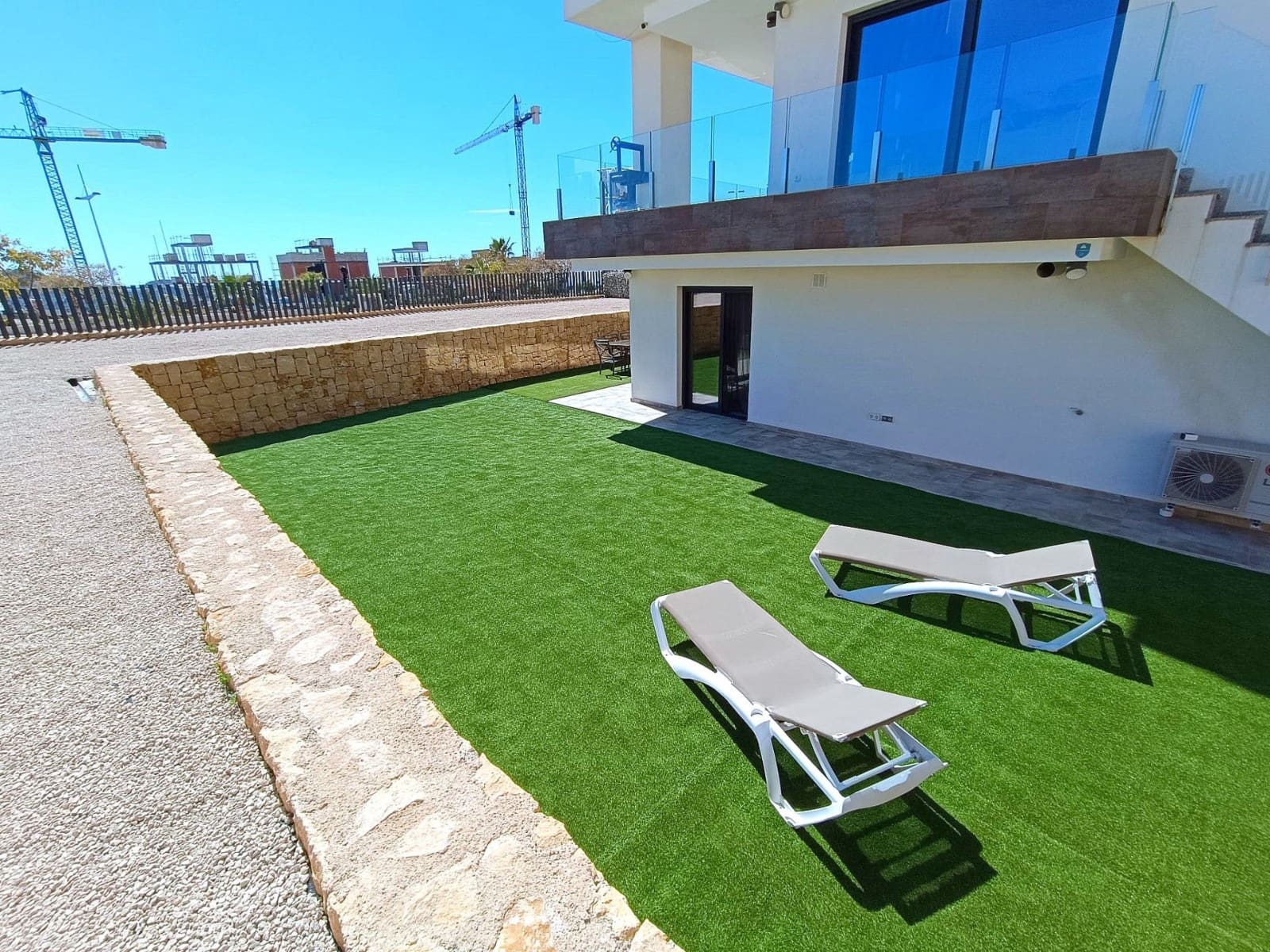 4 soveværelse Byhus til salg i Finestrat med swimmingpool garage - € 750.000 (Ref: 9464719)