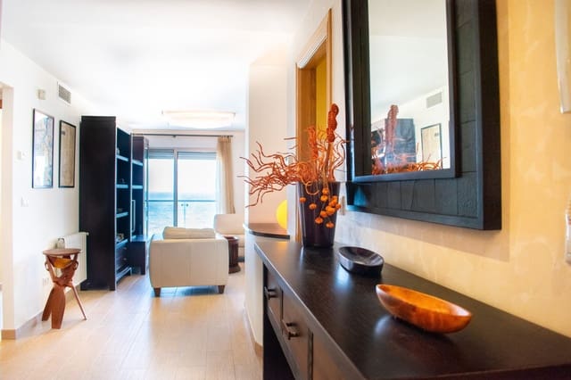 4 Zimmer Strandapartment zu verkaufen in Playa de los Locos, Torrevieja mit Pool Garage - 650.000 € (Ref: 9464720)