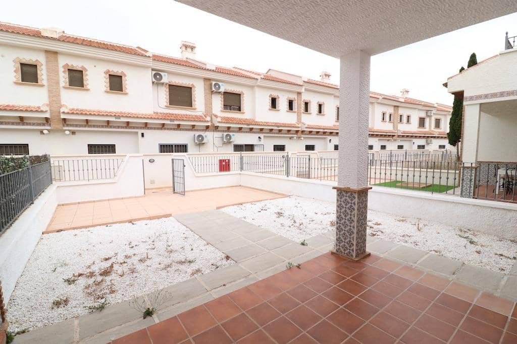 3 slaapkamer Huis te koop in San Miguel de Salinas met zwembad garage - € 229.000 (Ref: 9464736)