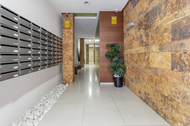 2 chambre Appartement à vendre à Gaspar Perelló, Torrevieja avec piscine garage - 175 000 € (Ref: 9464737)