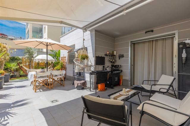 Apartamento de 2 habitaciones en Los Europeos, Torrevieja en venta con piscina garaje - 319.500 € (Ref: 9464740)