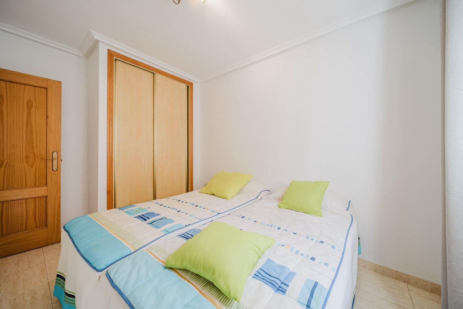 3 sovrum Lägenhet till salu i Playa Flamenca med pool garage - 273 000 € (Ref: 9464748)