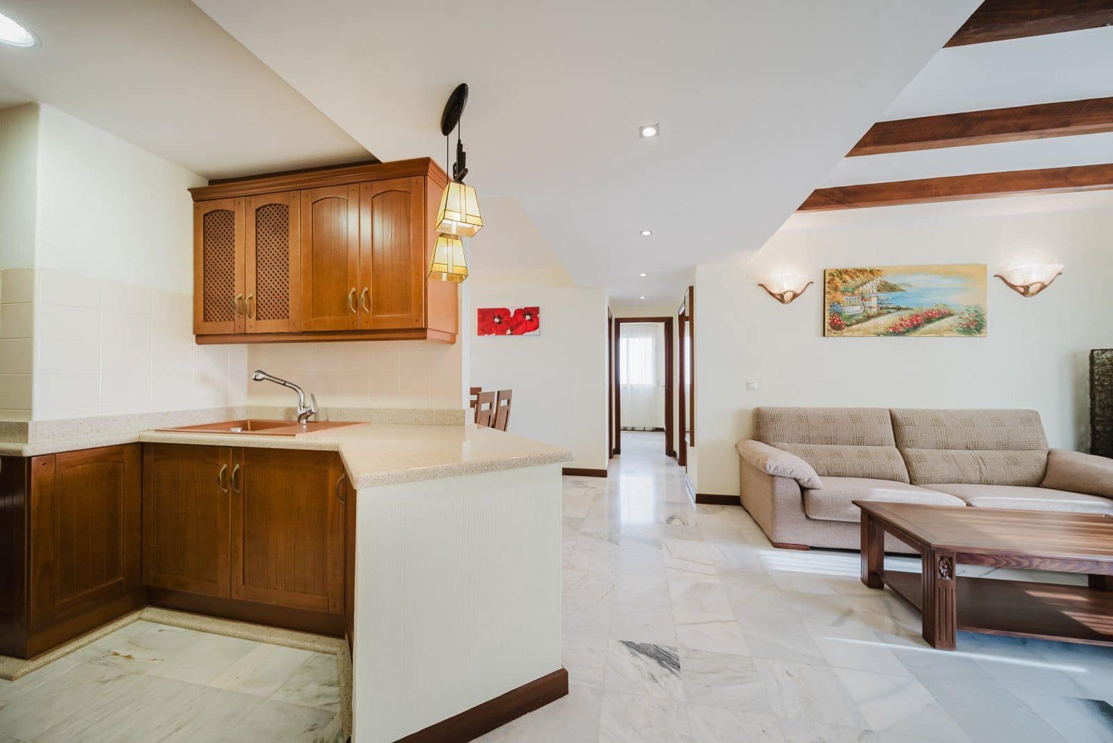 3 sypialnia Apartament przy plaży na sprzedaż w Torrevieja z basenem garażem - 363 900 € (Ref: 9464749)