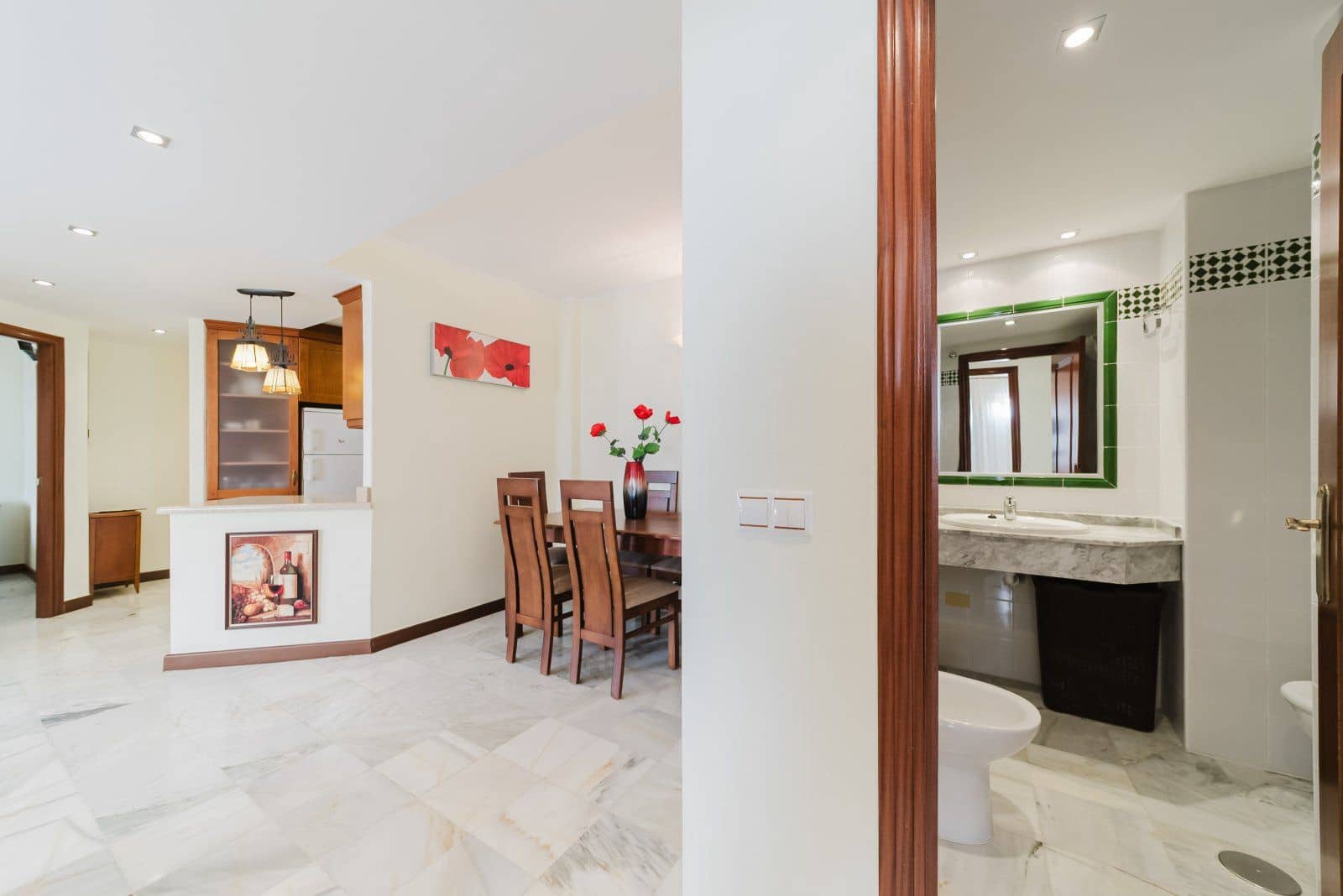 3 sypialnia Apartament przy plaży na sprzedaż w Torrevieja z basenem garażem - 363 900 € (Ref: 9464749)