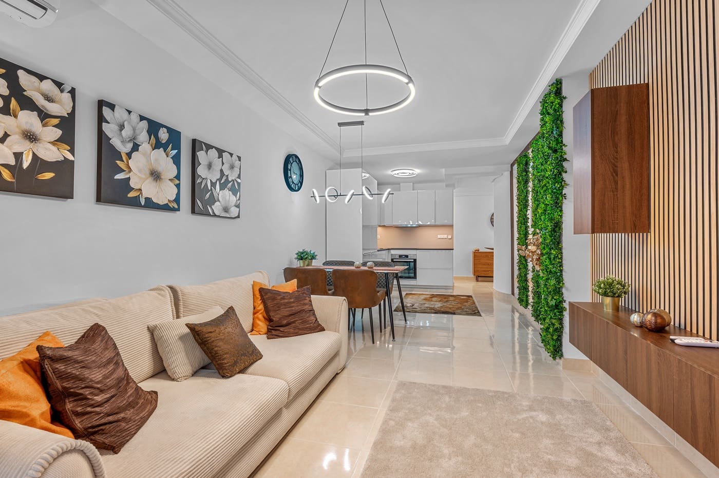 2 bedroom Apartment for sale in Torrevieja - € 189,000 (Ref: 9464756)