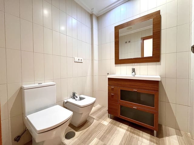 4 bedroom Apartment for sale in Norte, Santa Pola - € 330,000 (Ref: 9464774)