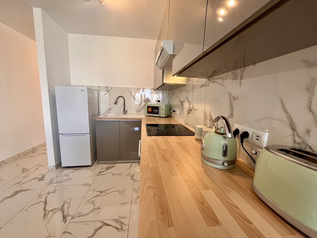 Apartamento de 1 habitación en Villamartin en venta con piscina - 155.000 € (Ref: 9464779)