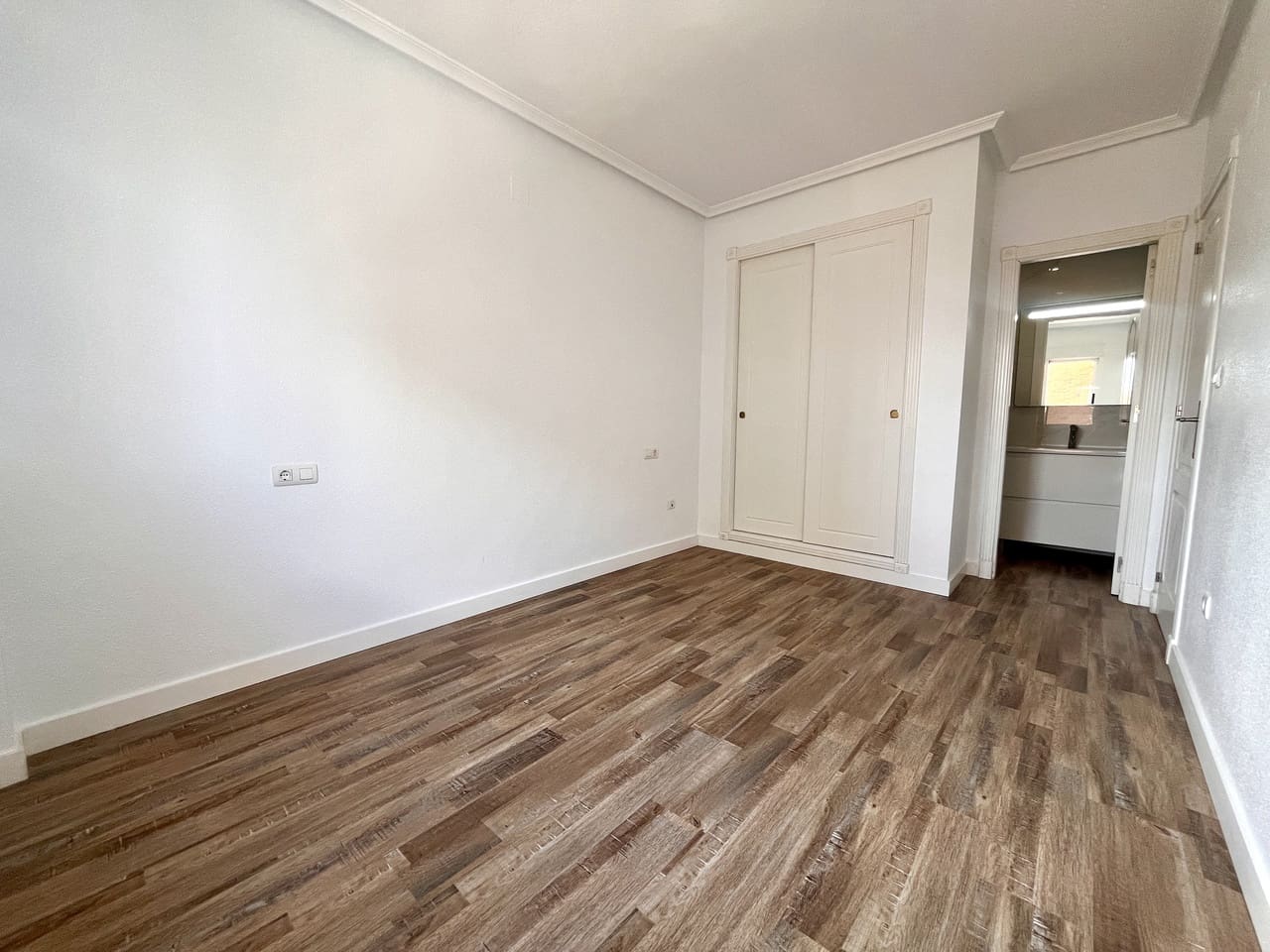 2 bedroom Apartment for sale in San Miguel de Salinas with pool - € 165,000 (Ref: 9464787)