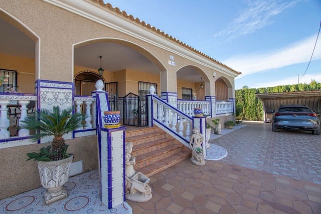 Finca/Casa Rural de 4 habitaciones en Albatera en venta con piscina - 450.000 € (Ref: 9465359)