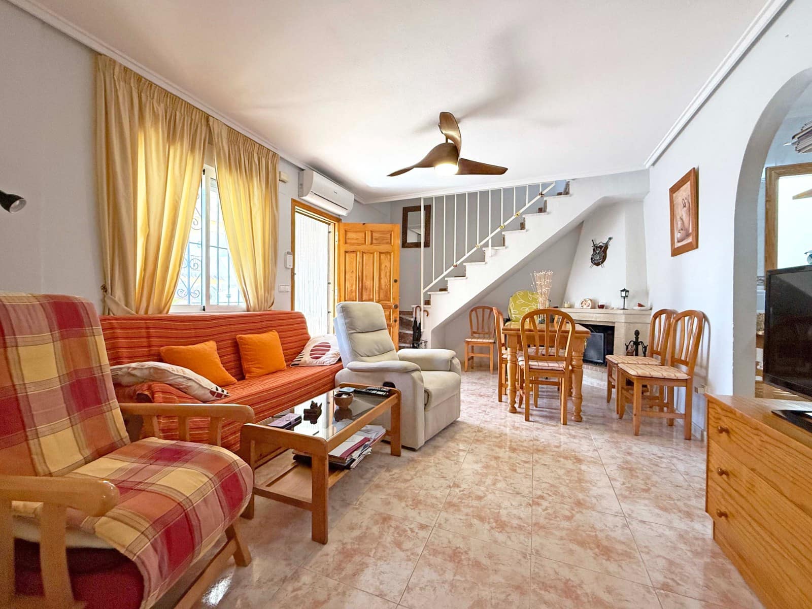 2 bedroom Townhouse for sale in Playa Flamenca with pool - € 189,000 (Ref: 9465361)
