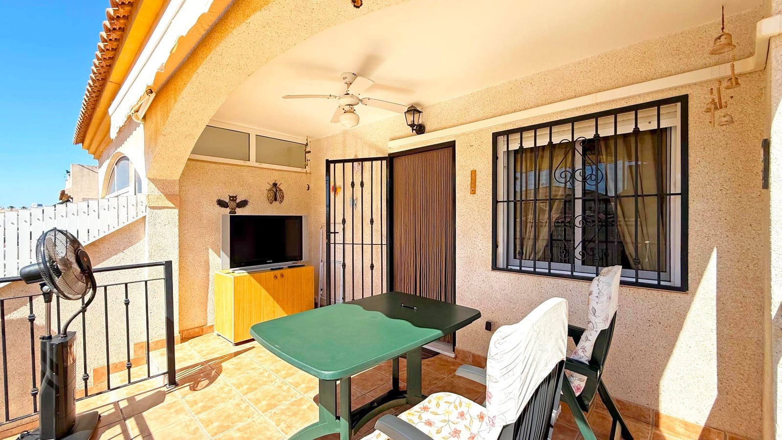 2 bedroom Townhouse for sale in Playa Flamenca with pool - € 189,000 (Ref: 9465361)