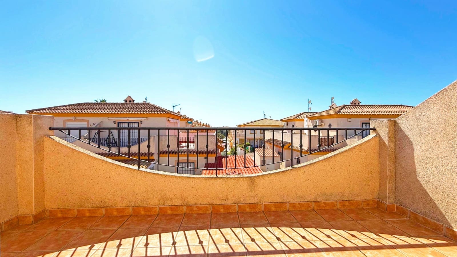 2 bedroom Townhouse for sale in Playa Flamenca with pool - € 189,000 (Ref: 9465361)