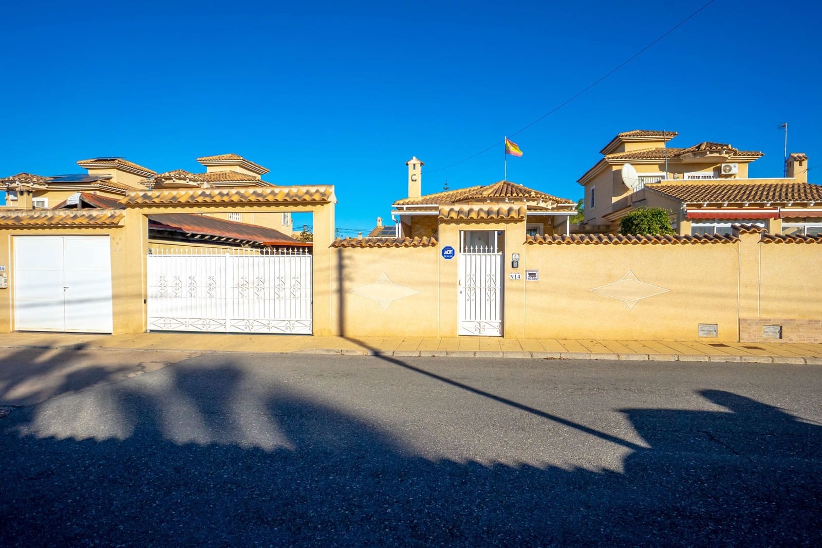 3 bedroom Villa for sale in El Chaparral with pool garage - € 335,950 (Ref: 9465365)