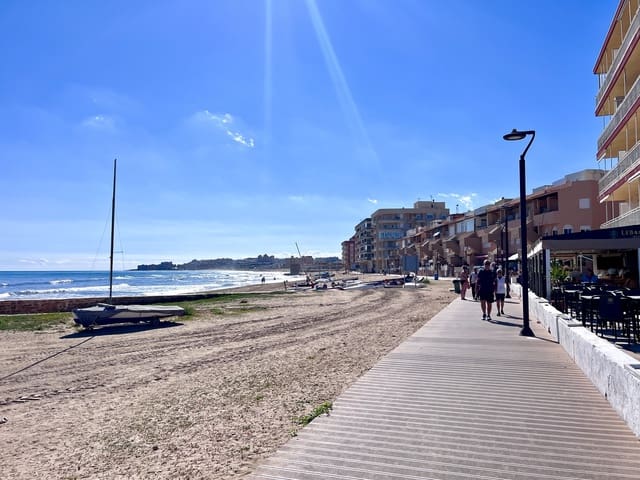 3 quarto Apartamento para venda em La Mata, Torrevieja - 199 990 € (Ref: 9465372)