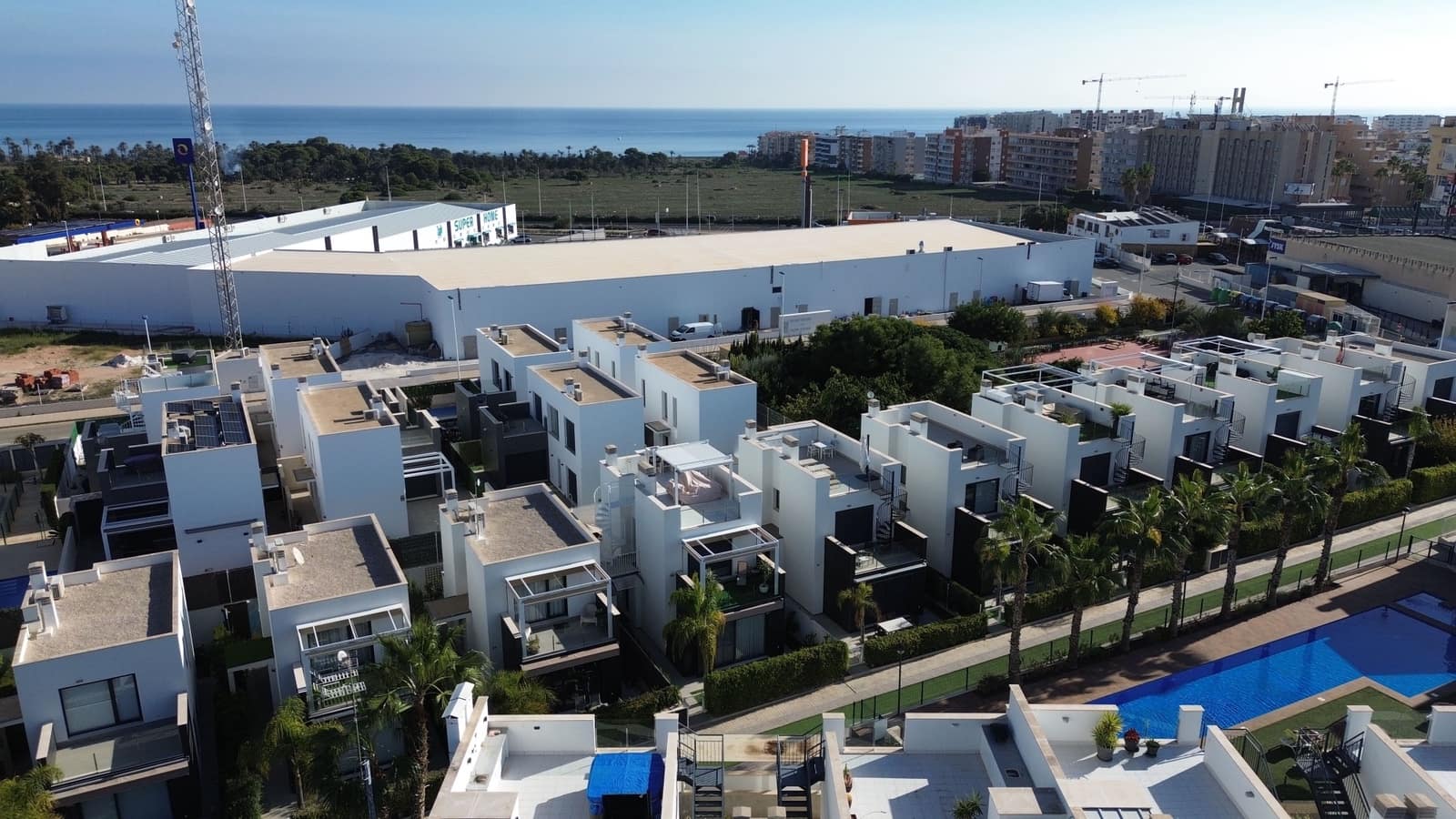 3 soveværelse Lejlighed til salg i Orihuela Costa med swimmingpool - € 295.000 (Ref: 9465394)