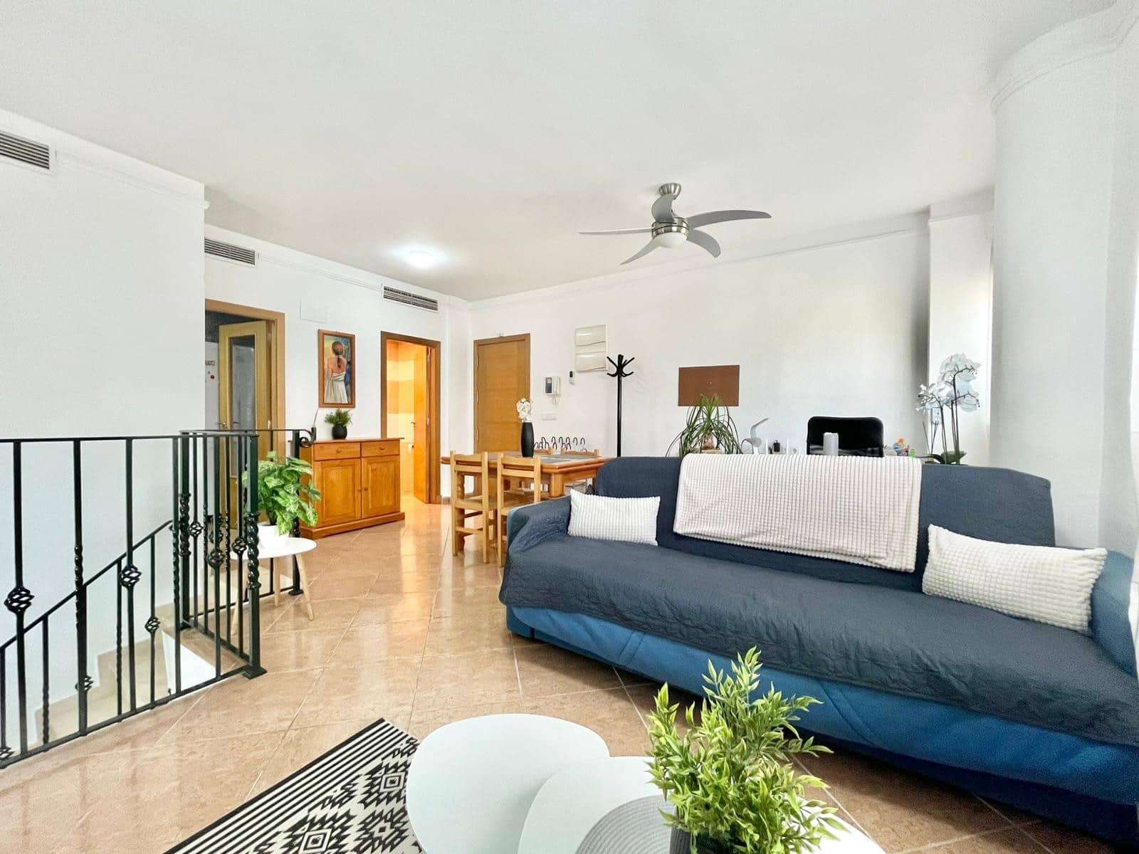 2 bedroom Apartment for sale in Formentera del Segura with pool - € 120,000 (Ref: 9465395)