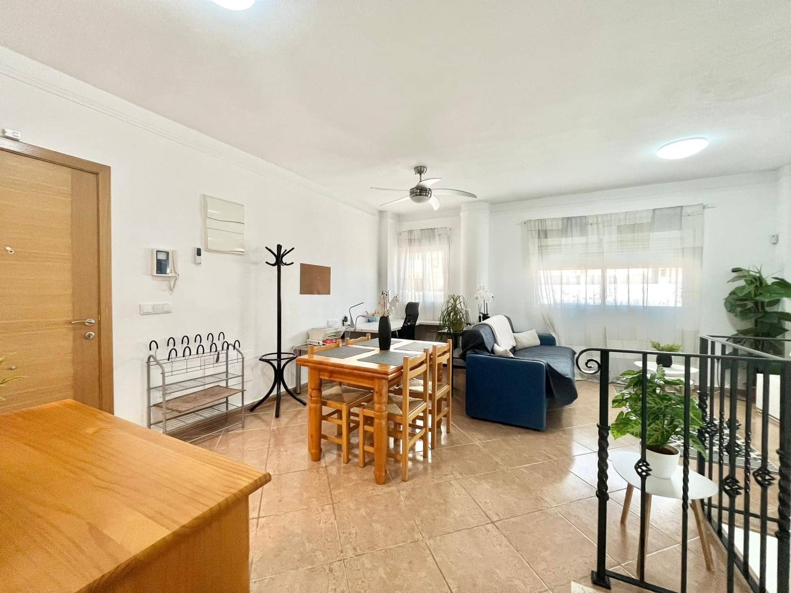 2 bedroom Apartment for sale in Formentera del Segura with pool - € 120,000 (Ref: 9465395)