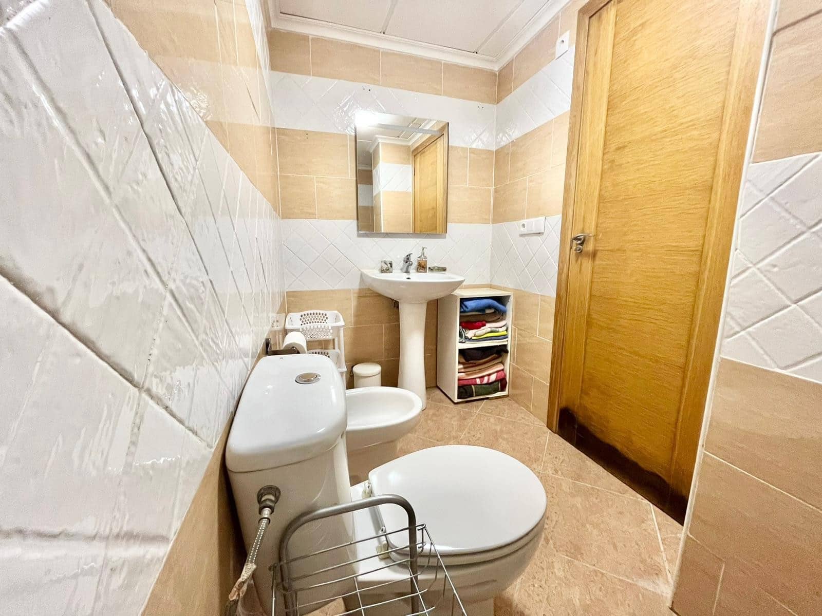 2 bedroom Apartment for sale in Formentera del Segura with pool - € 120,000 (Ref: 9465395)