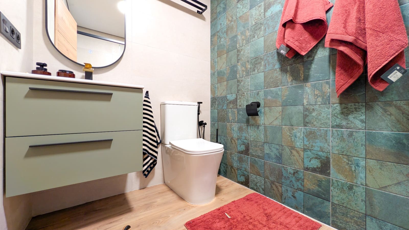 2 soverom Leilighet til salgs i Torrevieja med svømmebasseng - € 174 800 (Ref: 9465399)