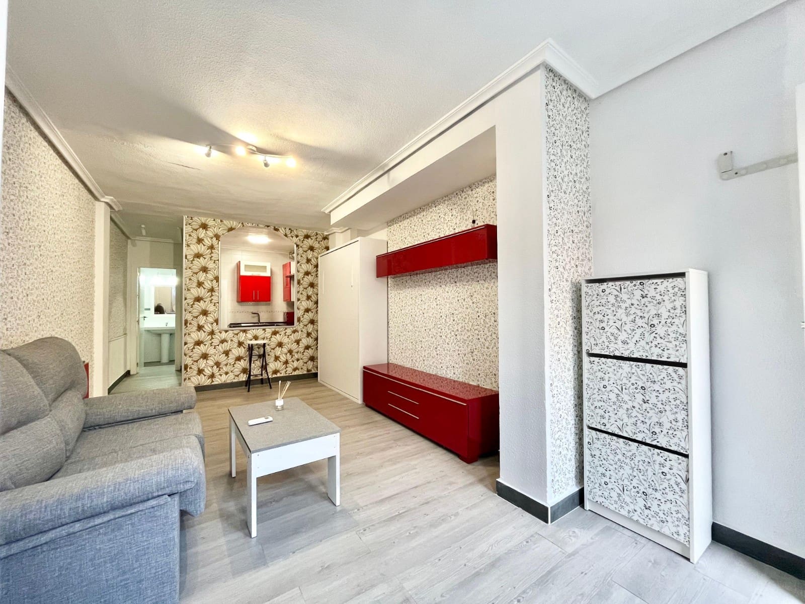 Studio til salg i Torrevieja - € 87.000 (Ref: 9465400)