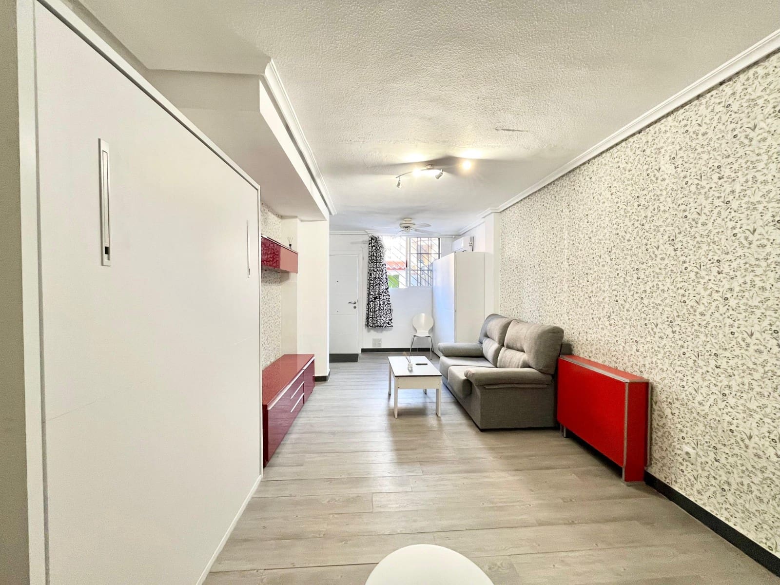 Studio til salg i Torrevieja - € 87.000 (Ref: 9465400)