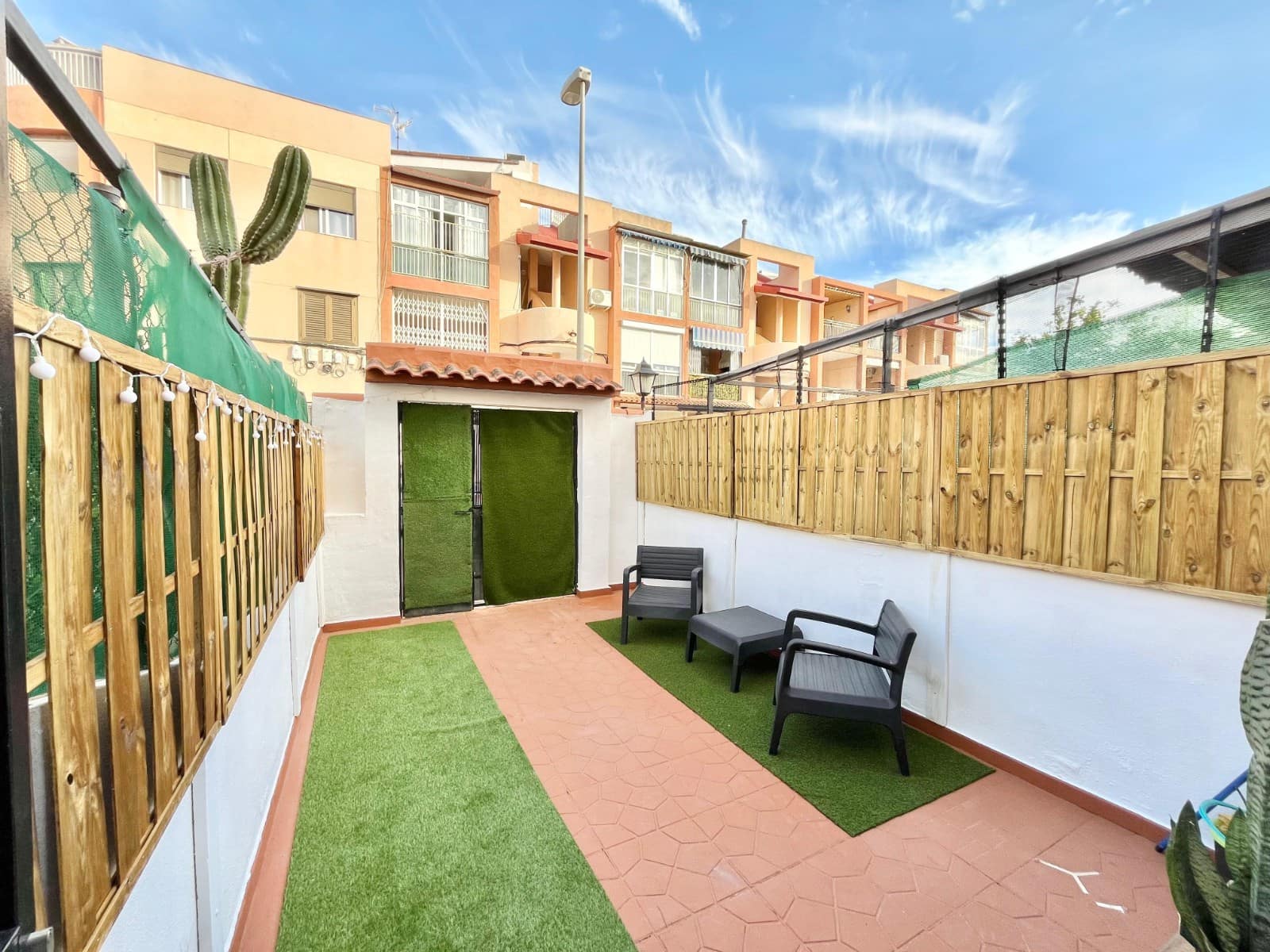 Studio til salg i Torrevieja - € 87.000 (Ref: 9465400)