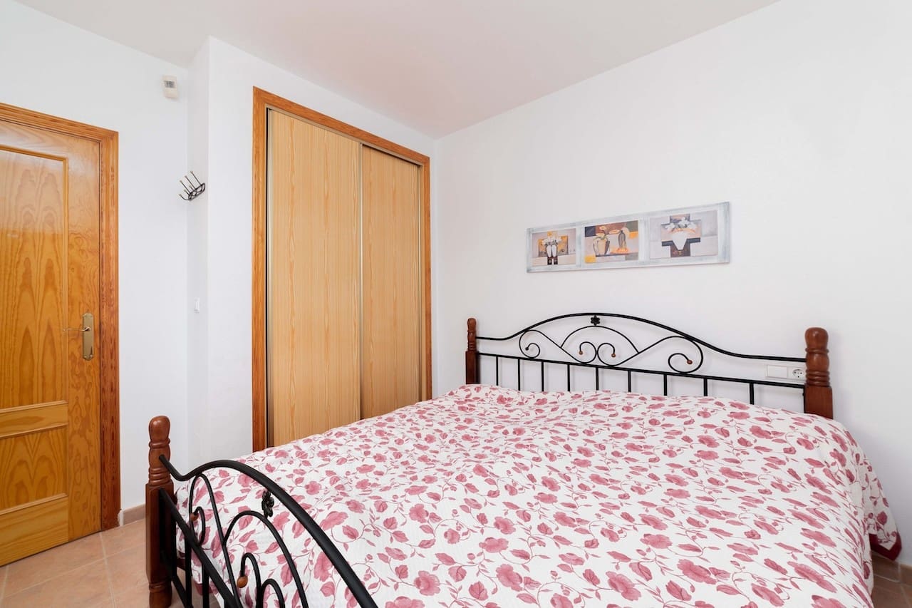 2 quarto Casa em Banda para venda em Villamartin com piscina garagem - 149 000 € (Ref: 9474021)