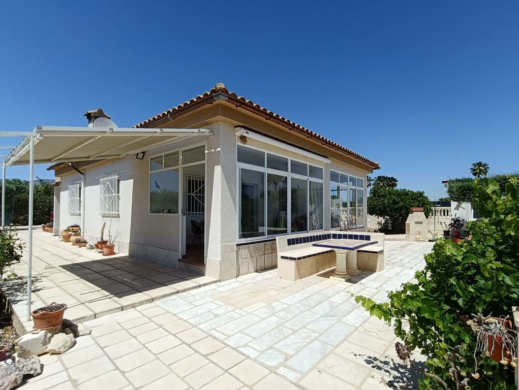 3 soverom Finca/Herregård til salgs i Albatera med svømmebasseng - € 330 000 (Ref: 9483446)