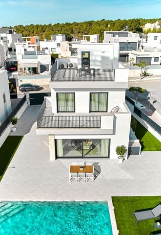 3 soverom Villa til salgs i San Miguel de Salinas - € 1 000 000 (Ref: 9511592)