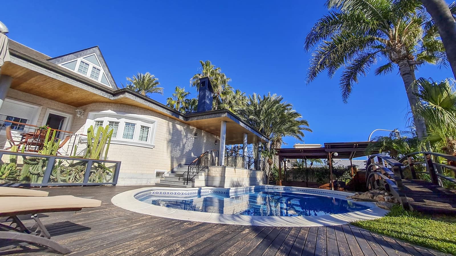 5 slaapkamer Villa te koop in San Pedro del Pinatar - € 1.500.000 (Ref: 9511651)