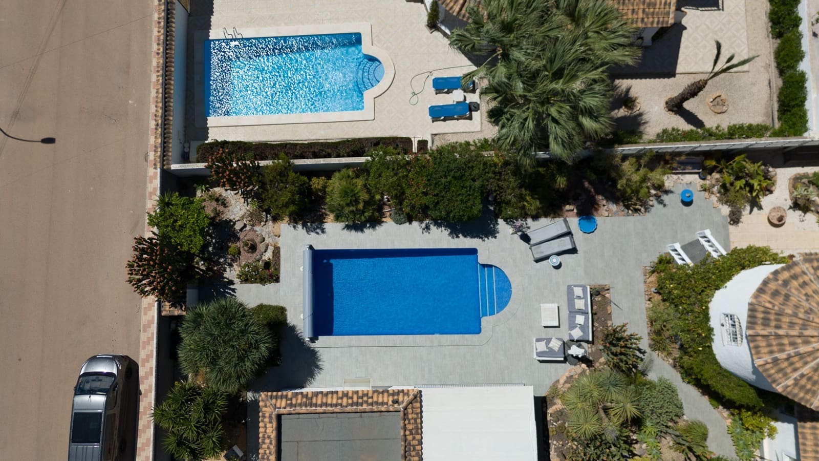 4 bedroom Villa for sale in La Siesta with pool garage - € 495,000 (Ref: 9511815)