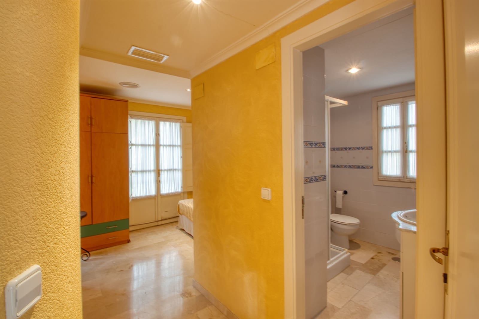 4 bedroom Villa for sale in Benidorm with pool garage - € 690,000 (Ref: 9511822)